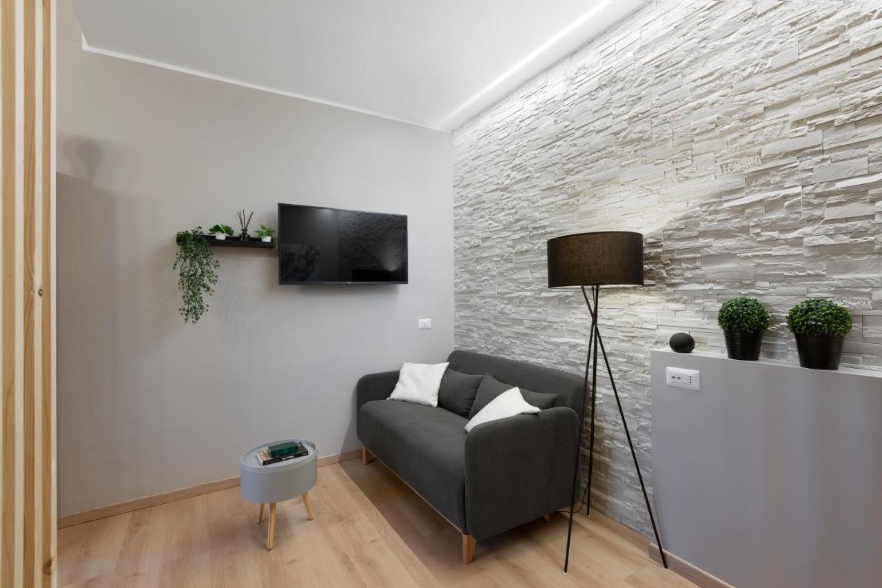 Super Modern And Design Apartment, A Due Passi Dai Navigli Milan Exterior photo