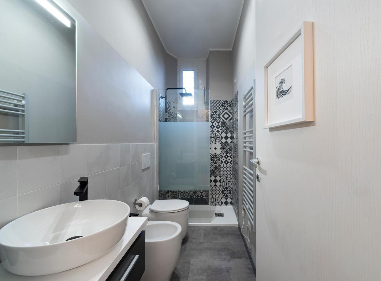 Super Modern And Design Apartment, A Due Passi Dai Navigli Milan Exterior photo